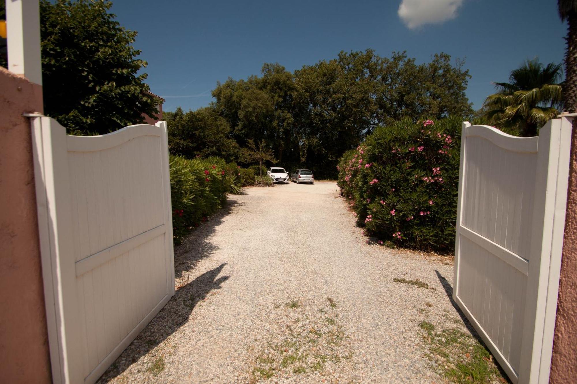Chambres D'Hotes Le Mas Du Bijou Bleu Puget-sur Argens Exterior foto