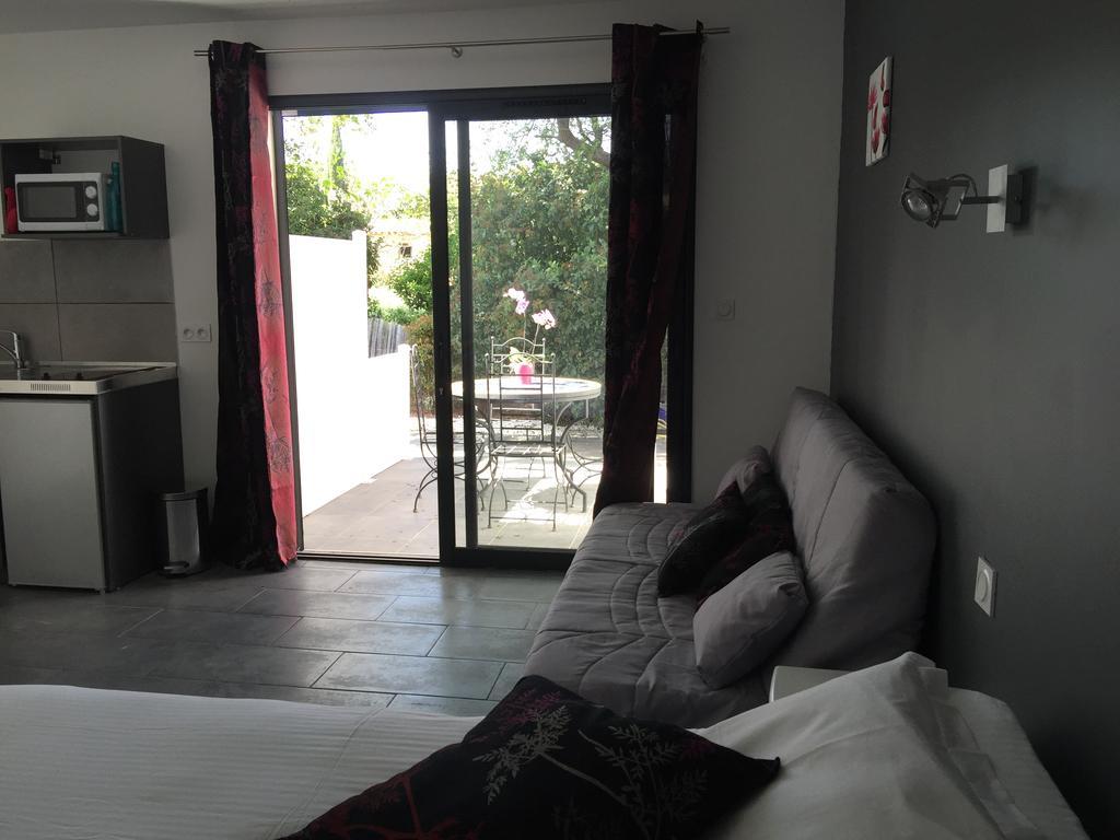 Chambres D'Hotes Le Mas Du Bijou Bleu Puget-sur Argens Exterior foto